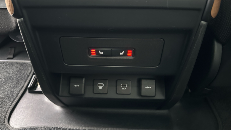 Land Rover Defender 3.0 P400 X 90 3dr Auto Petrol Estate